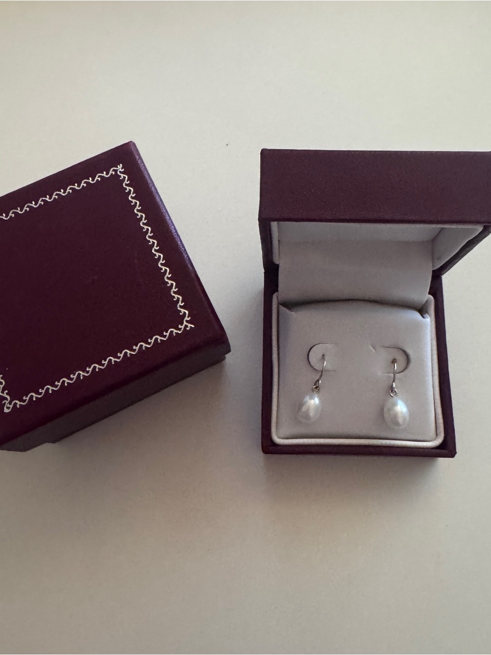 Elegant Pearl Drop Earrings in White - Classic Women's Jewelry
